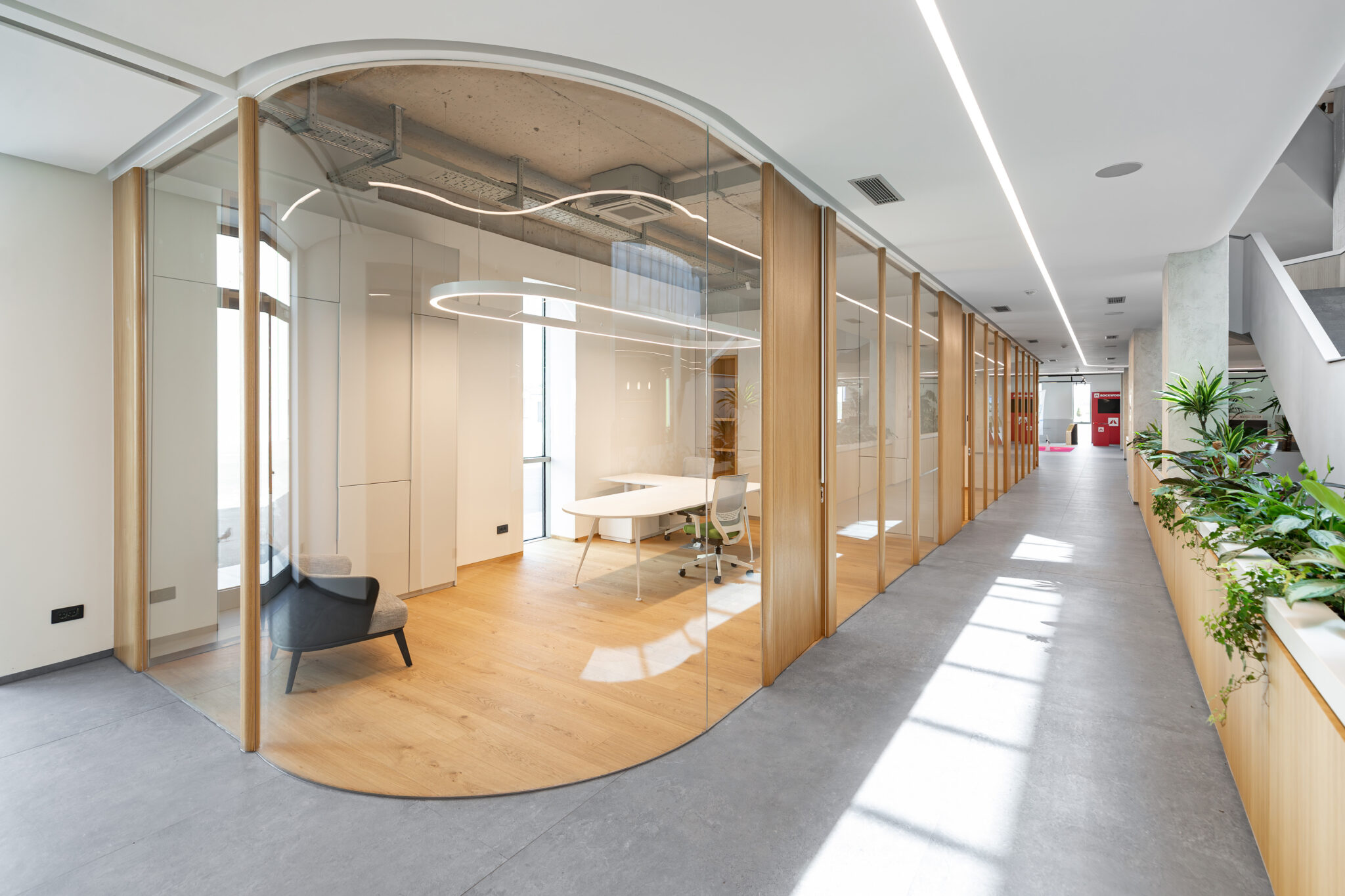 INSTABUILT INNOVATION CENTER